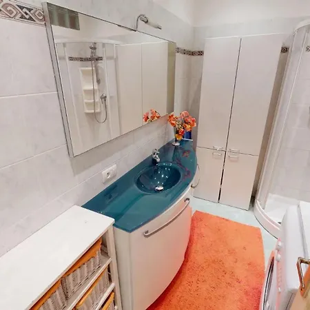 Apartmán 39pp - Agreable 2p Plein Centre De Avec Balcon *