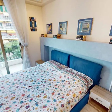 39pp - Agreable 2p Plein Centre De Avec Balcon Apartmán